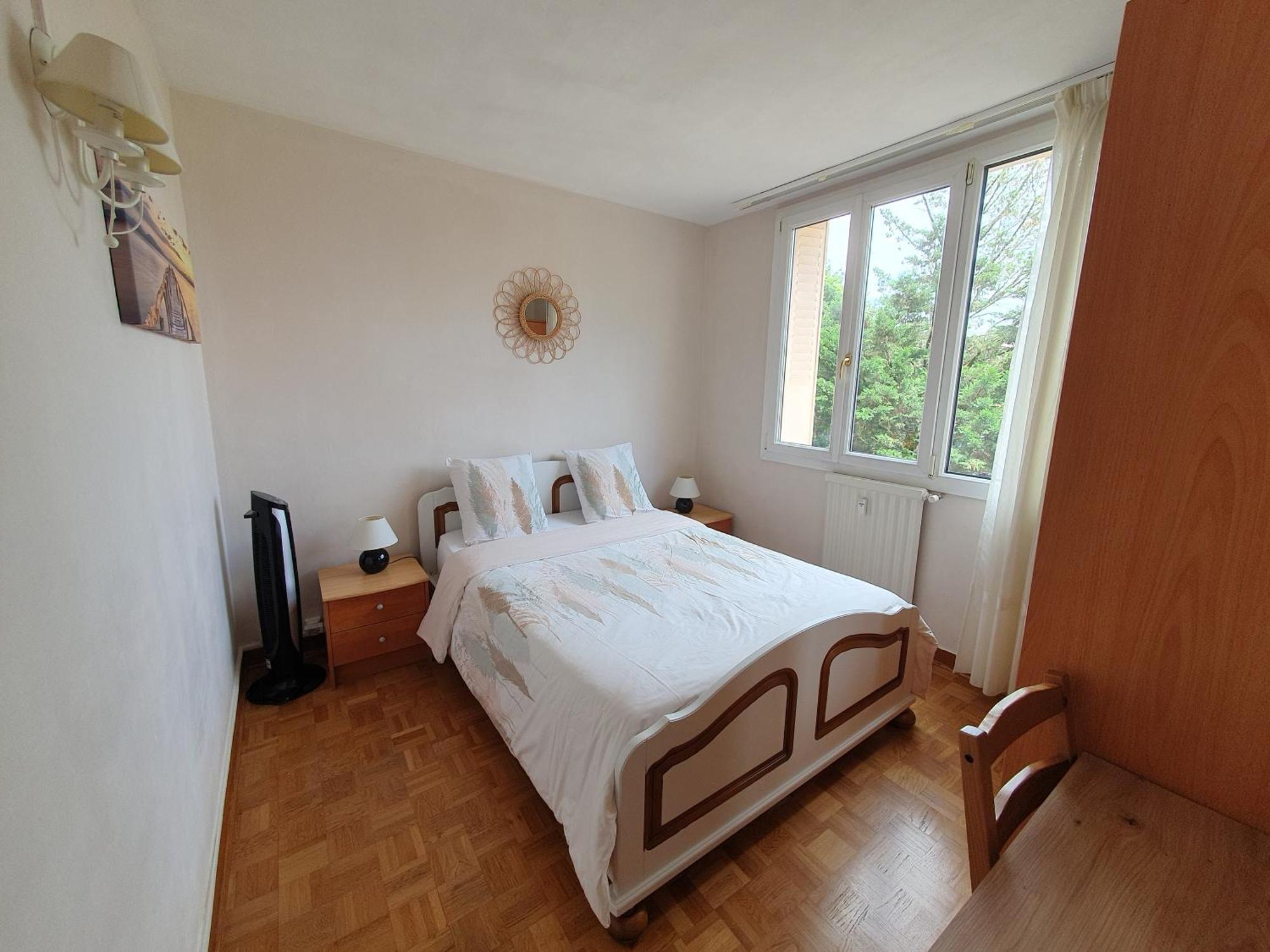 Medipole T2 Avec Un Garage Gratuit Sur Place, 16Min A Centre Ville Lyon En Metro A Вийёрбан Экстерьер фото